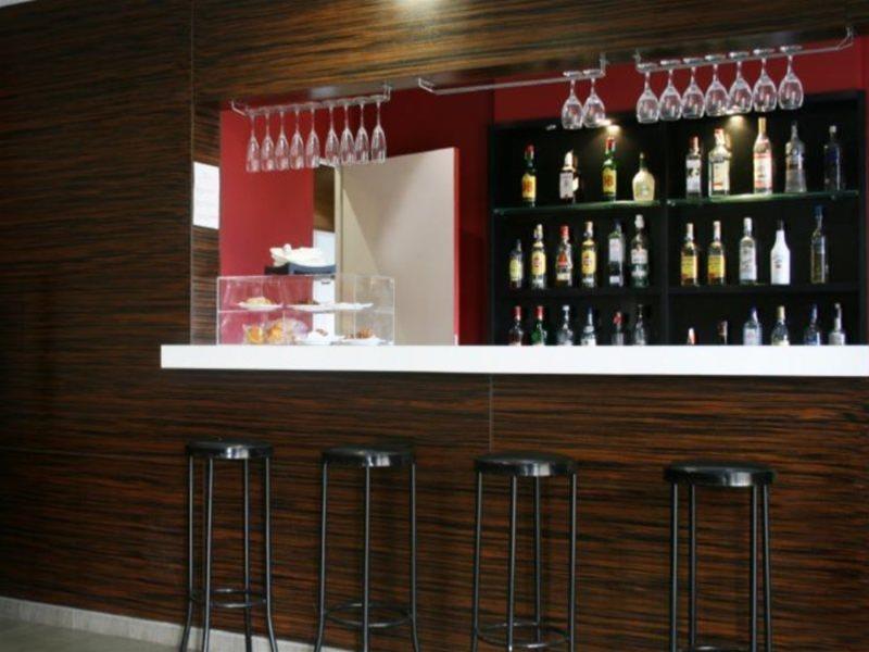 Canal Olimpic Hotel